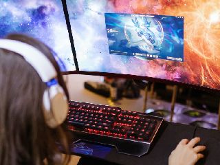 Apple, Google Asked by South Korea to Remove Crypto-Based Play-to-Earn Games From App Stores