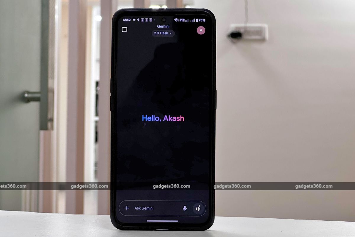 Google Updates Gemini App&rsquo;s Prompt Bar With an Open-Box Design