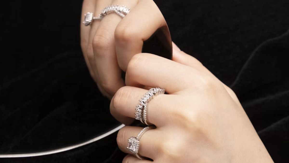 5 Best Silver Rings for Women From Giva Every Modern Minimalist Needs