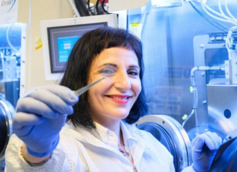 Scientists Create Nearly Invisible Solar Cells That Work on Glass