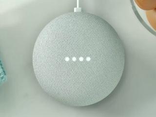 Google Home Now Works With Bluetooth Speakers; Clips Camera Can Capture High-Resolution Images