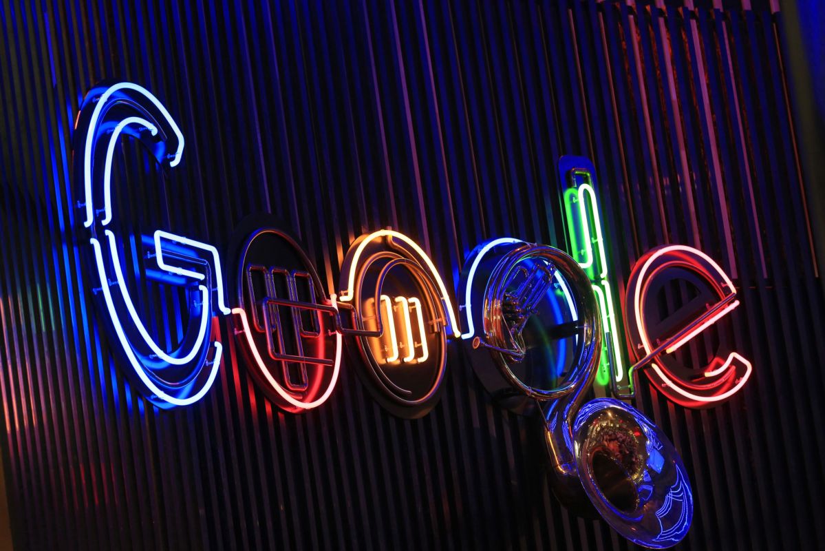 Google Faces French Ruling on Copyright Row With Media Groups