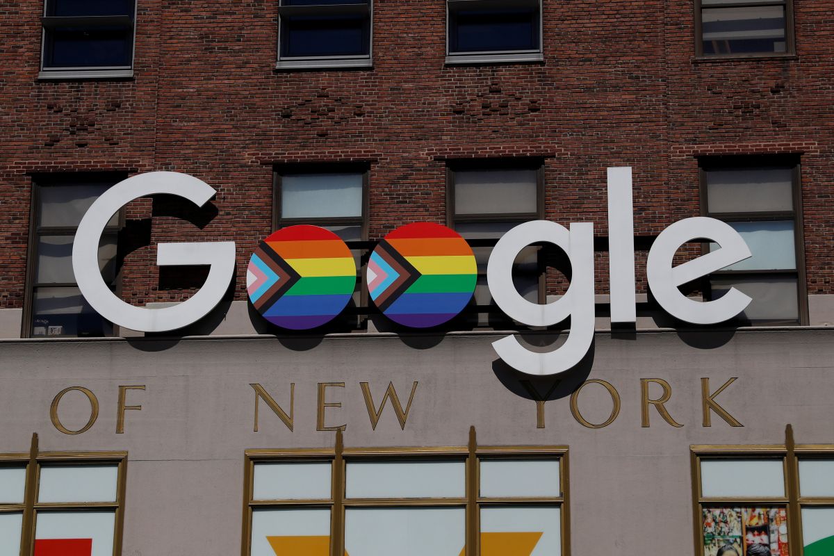 Google Chrome Delays Blocking of Tracking Cookies to Late 2023