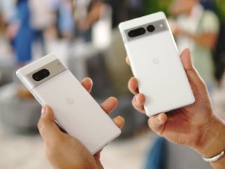 Pixel 7, 7 Pro: Are These the Best Android Phones You Can Buy Today?