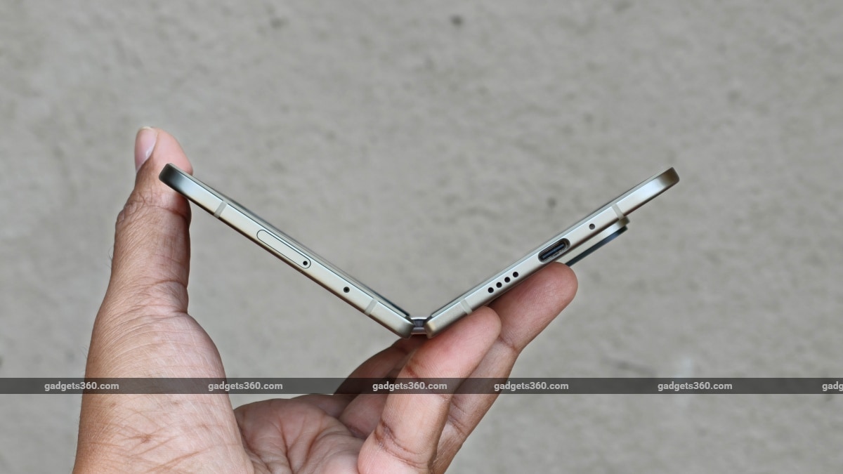 google pixel 11 pro fold design hinge gadgets 360 GooglePixel11ProFold  Google