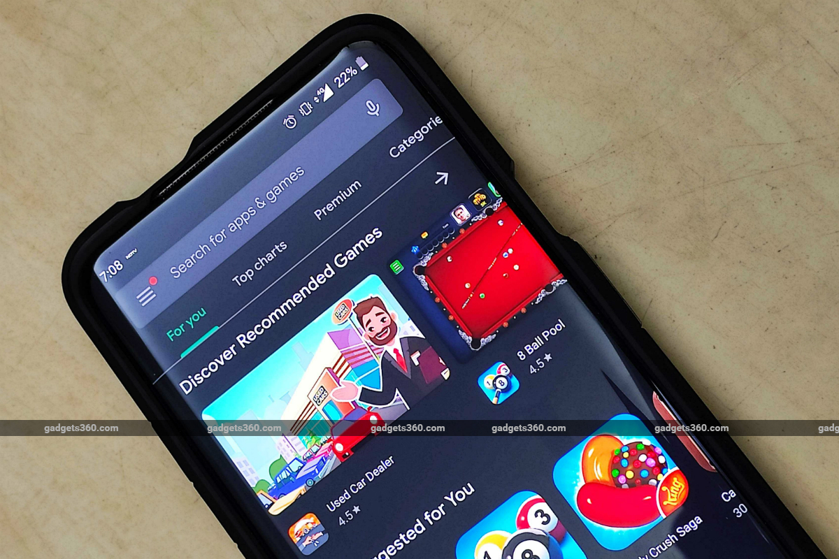Google Play Store Removes 813 Apps That Qualified as 'Creepware', Research Claims