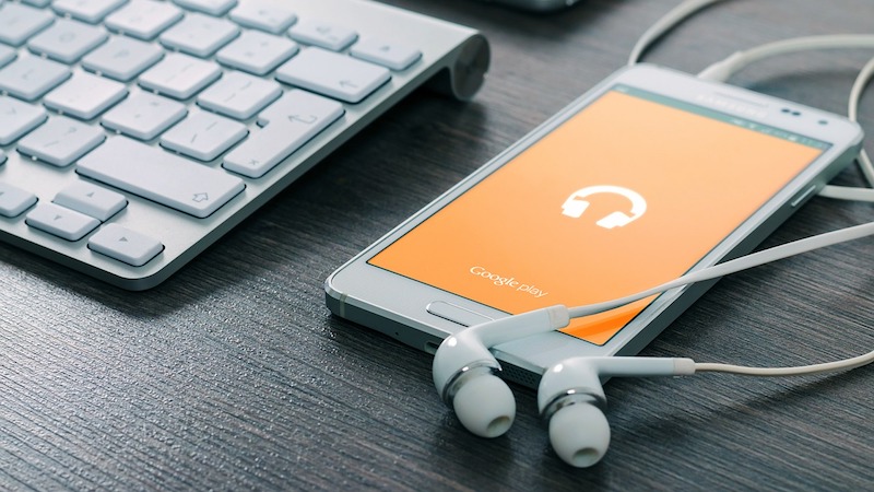 Google Play Music vs Apple Music: Which Offers the Better Deal?