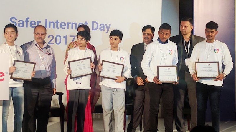 Safer Internet Day 2017 - Google Highlights Need to Simplify Online Safety