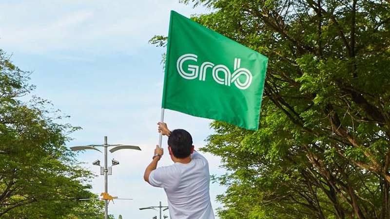 SoftBank-Backed Ride-Hailing Firm Grab Announces Layoffs