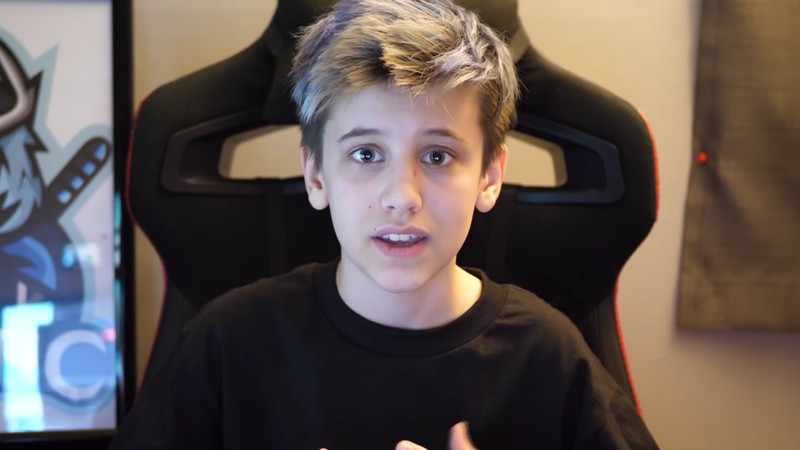 New York Teen Earns 6 Figures From Video Games and Related Income