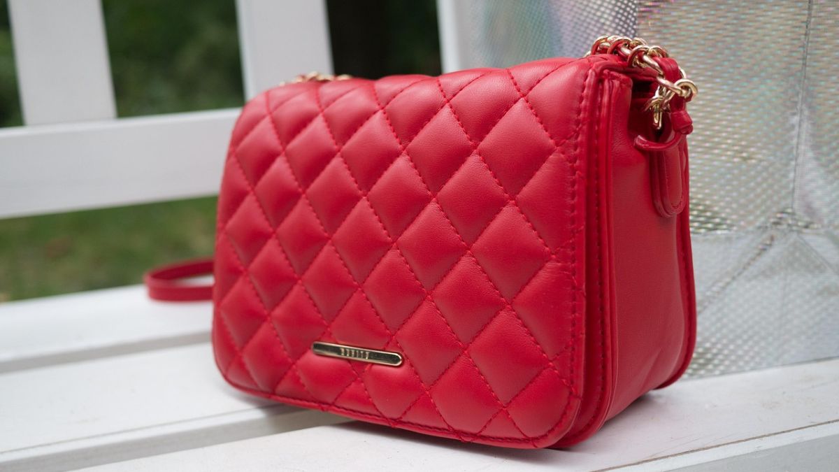 Glam Handbags at 50 Per Cent Off During Myntra&#039;s Super Style Up Days