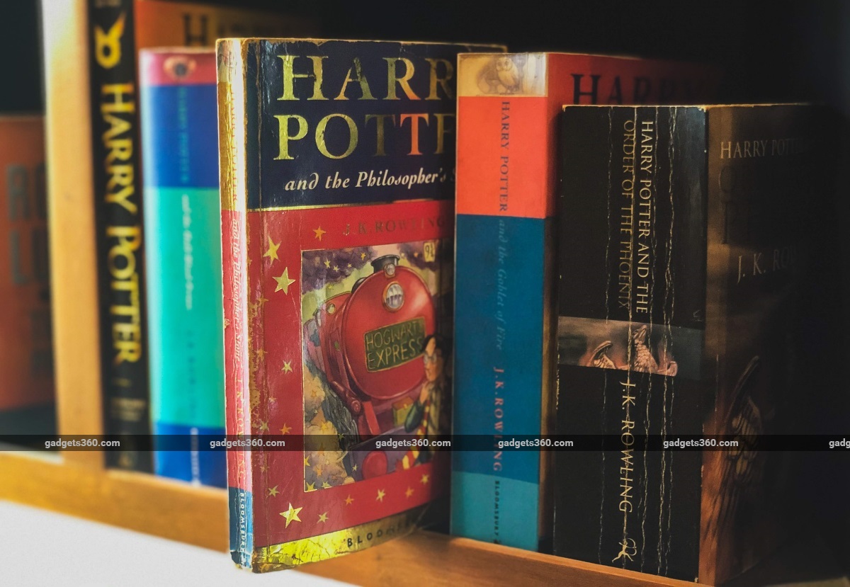J.K. Rowling Offers Free Harry Potter Books, Launches &lsquo;Harry Potter at Home&rsquo; Digital Hub