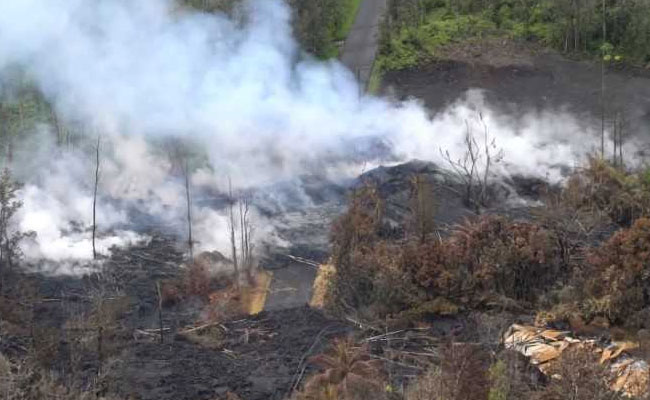 Cracks In Hawaii Volcano Roar Amid Warnings Of More