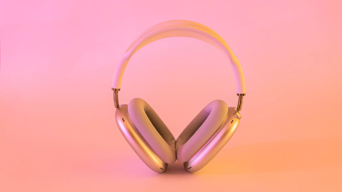 7 Best Premium Headphones At the Lowest Price Ever: Upgrade Now!