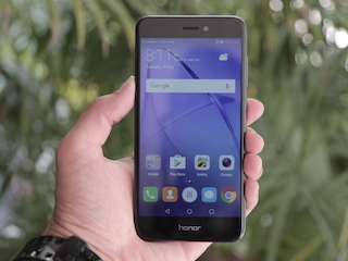 Honor 8 Lite vs Vivo V5s vs Oppo F3: Price and Specifications Compared