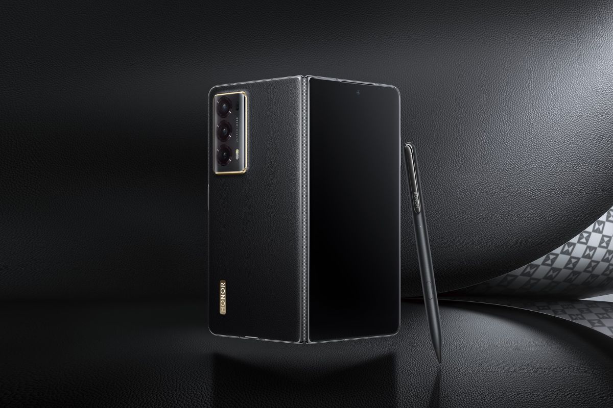 Honor Reportedly Working on a Flip Phone, Planned to Be Launched Later This Year