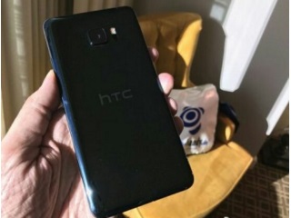 HTC U Ultra, U Play, X10 Leak Again Ahead of Thursday Launch; U Ultra Tipped to Sport Ticker Display