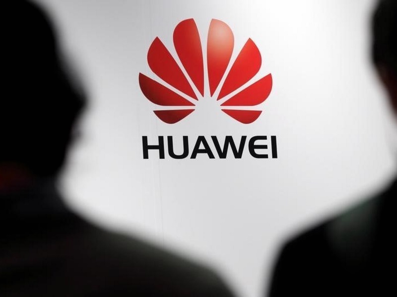 Huawei Sees Annual Smartphone Shipments Slowing With Focus on Profits Over Volumes