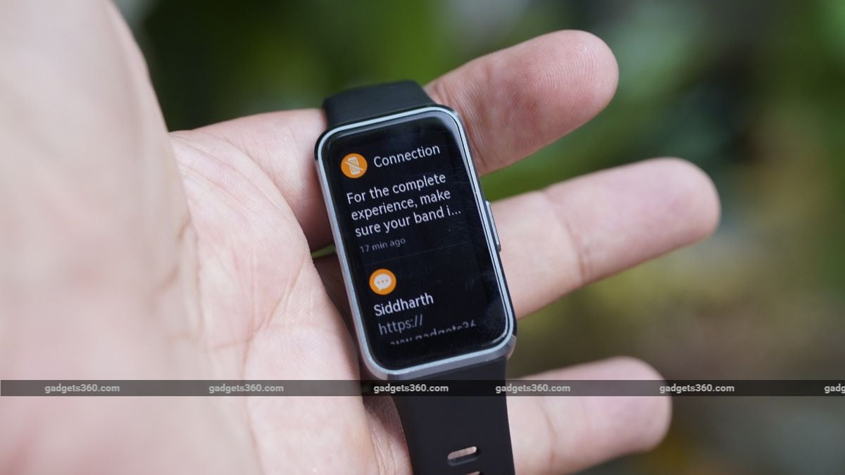 Huawei Band 10 Review NDTV Notifications Huawei Band 10