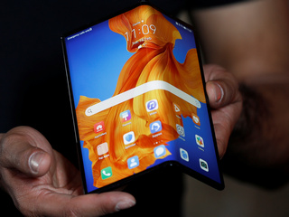 Huawei Mate Xs Foldable Phone With Kirin 990 Chip, Redesigned Screen Launched: Price, Specifications