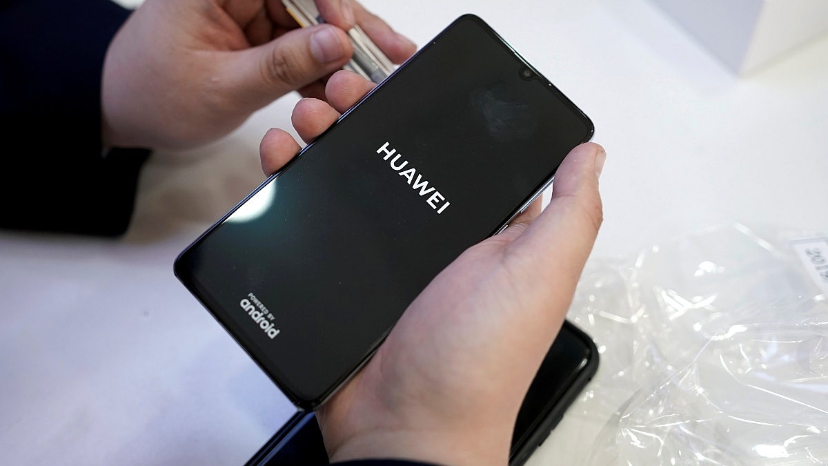 Huawei Unwanted: Asian Shops Shun Phone Trade-Ins on Google Suspension Worries