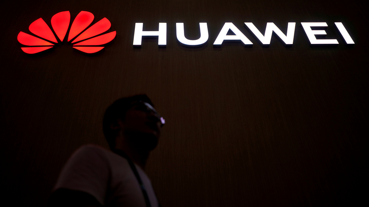 Huawei Reportedly Gets UK Approval for 5G Network Role