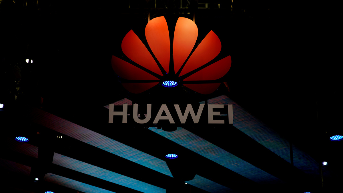 Huawei Jumps Ahead of Apple in Tough Smartphone Market: IDC