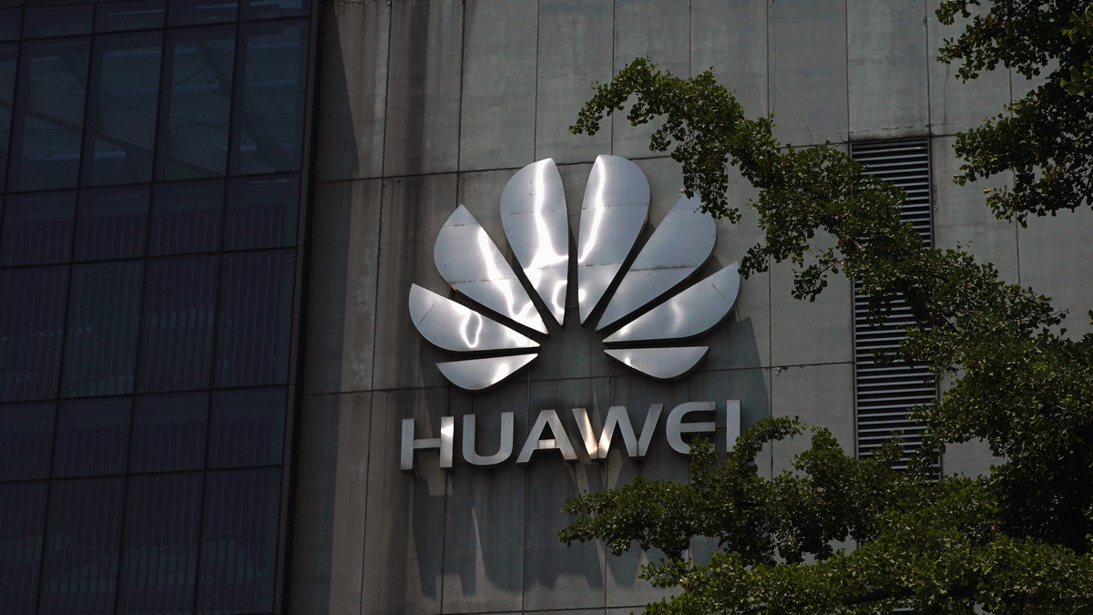 Huawei's Own Smartphone, Laptop OS to Be Ready by Autumn: Richard Yu