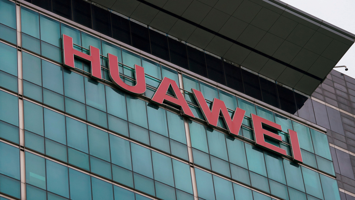 Huawei Said to Have Helped North Korea Build a Wireless Network