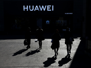 Huawei, ZTE Products Called Security Threat by Czech Cyber Watchdog