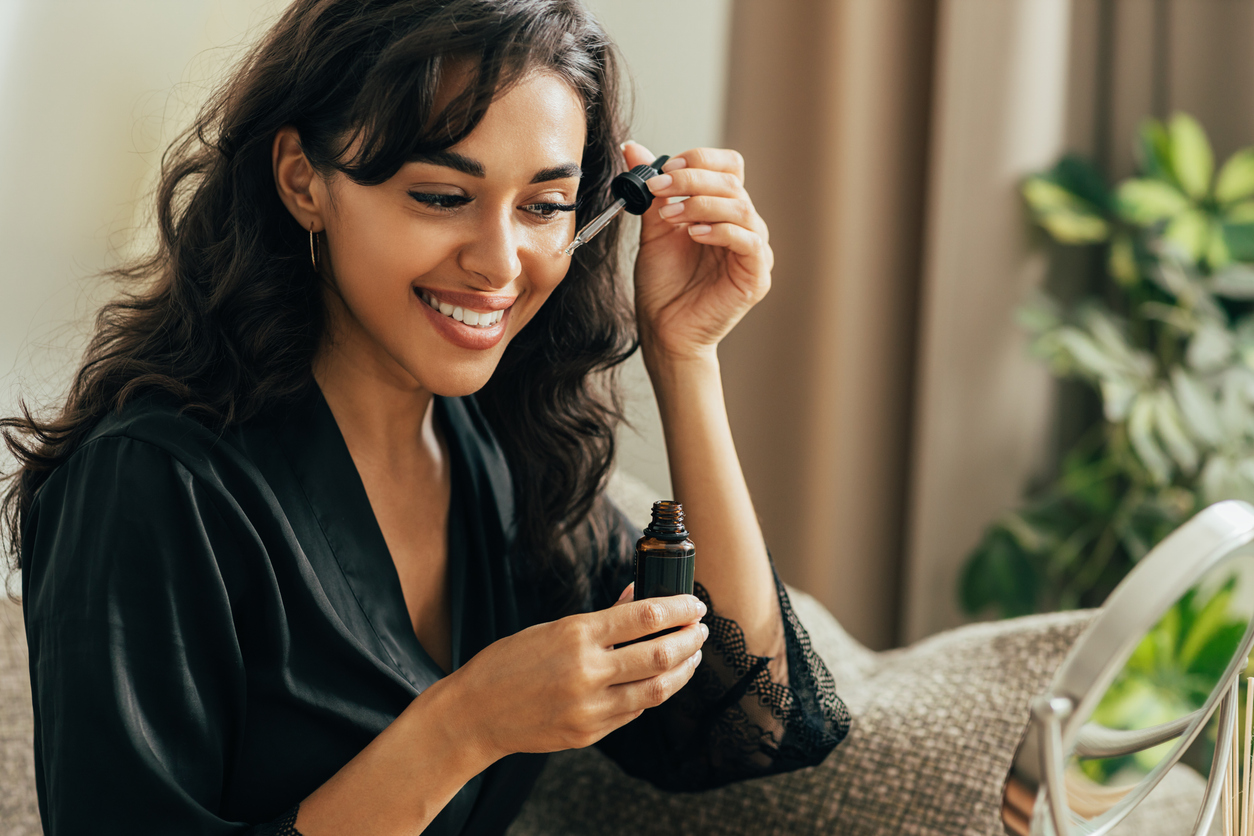 Best Hyaluronic Acid Serums For Plump, Hydrated Skin Under Rs 500