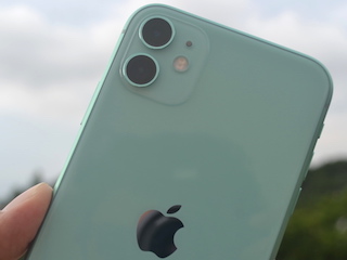 iPhone XR, iPhone SE (2020), iPhone 11 Price in India Cut, In-Box Accessories Reduced