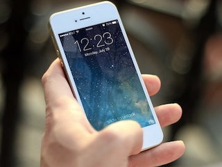 Smartphone Motion Sensors Could Reveal User&#039;s PIN, Passwords: Report