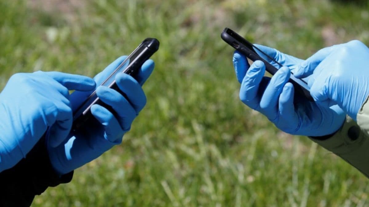 Global Smartphones Shipments to Fall 12 Percent in 2020 Due to Coronavirus: IDC Global Smartphones Shipments to Fall 12 Percent in 2020 Due to Coronavirus: IDC