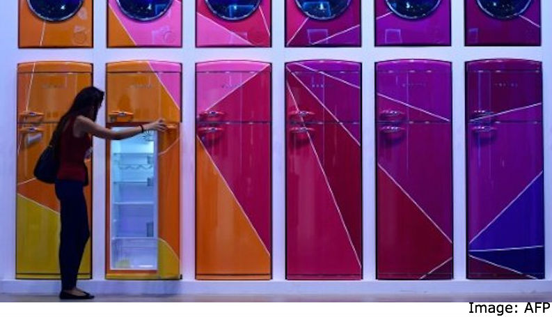 IFA 2016: Oval TVs, Smart Kitchen Hoods, and Other Top Trends