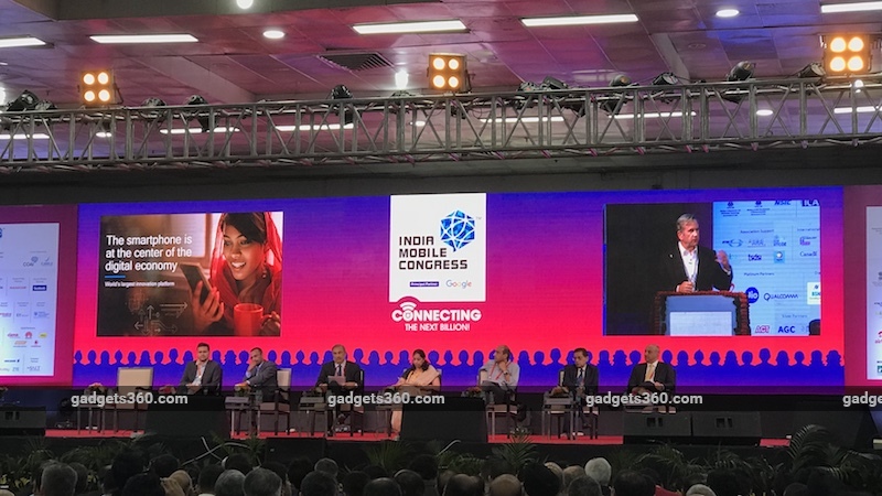 Idea Top Executive Throws Shade at Reliance Jio at First India Mobile Congress