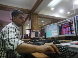 H1B Visa Changes: Government Said to Seek Data From Industry to Take Up Issue H1B Visa Changes: Government Said to Seek Data From Industry to Take Up Issue