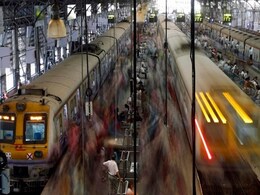 Railway Minister Says 6,000 Stations to Be Wi-Fi Enabled in Next 6 Months Railway Minister Says 6,000 Stations to Be Wi-Fi Enabled in Next 6 Months