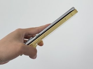 Infinix Hot 60 Pro+ Leaked Hands-on Video Showcases Slim Design; Compared With Galaxy S25 Edge