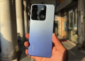 Infinix Smart 7 First Impressions: A Smart Looker