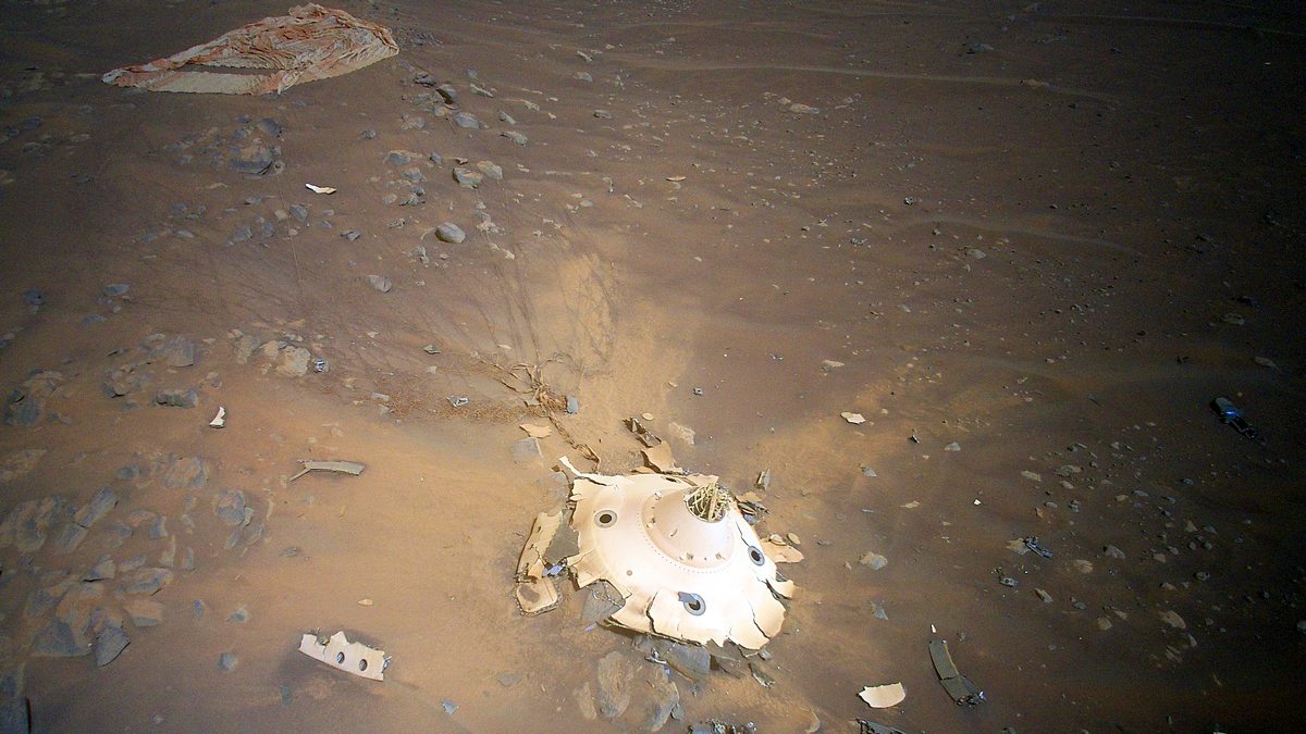 NASA's Ingenuity Helicopter Gives Aerial Perspective on the Perseverance Landing Gear on Mars Surface
