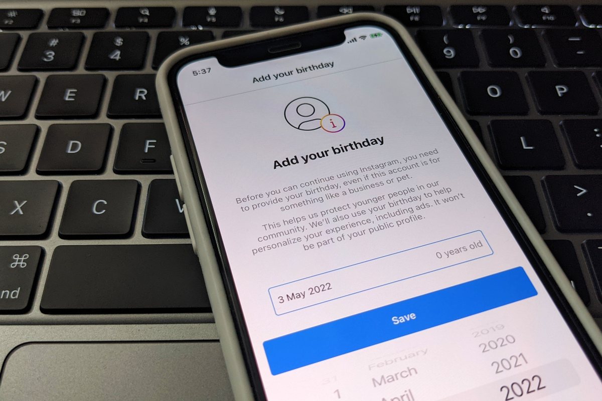 Instagram Starts Forcing Users to Enter Date of Birth to Access App