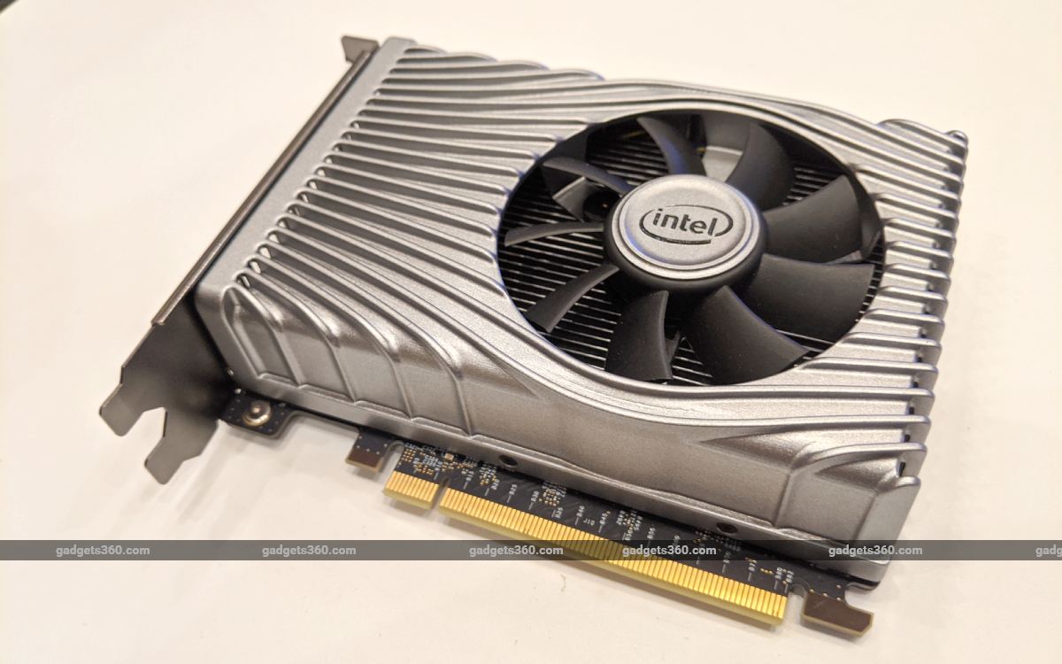 Intel 'Xe' DG1 GPU for Developers Unveiled at CES 2020, First Intel Discrete Graphics Card But Not for Sale