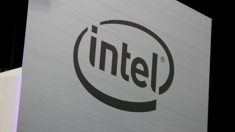 Intel's Weak Outlook Stokes Fears of a Chip Slowdown