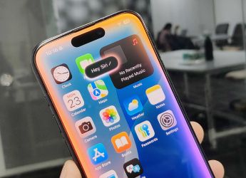 Apple Could Turn Siri Into an AI Chatbot to Rival OpenAI, Google: Report