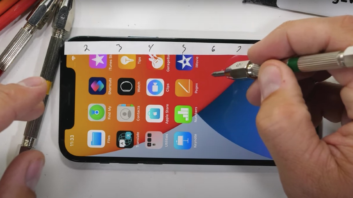 iPhone 12 Pro Durability Test Video Suggests Ceramic Shield Gets Scratches Just Like Any Regular Glass