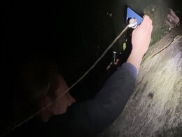iPhone 12 Pro’s MagSafe Helps Man Recover Phone After Dropping in Water iPhone 12 Pro’s MagSafe Helps Man Recover Phone After Dropping in Water