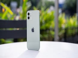 iPhone 20th Anniversary to Feature a Bold Design That Uses Glass Extensively: Report iPhone 20th Anniversary to Feature a Bold Design That Uses Glass Extensively: Report