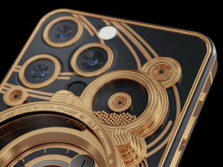 iPhone 13 Decked With Meteorite Fragments: Luxury Brand Caviar Unveils &#039;Parade of the Planets&#039; Customisations