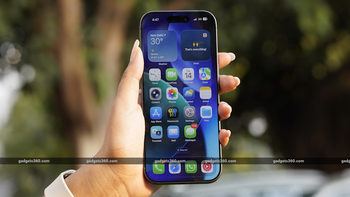 Apple Rolls Out iOS 26.2 Update for iPhone With Liquid Glass Customisation, Changes to Apple Music, and More